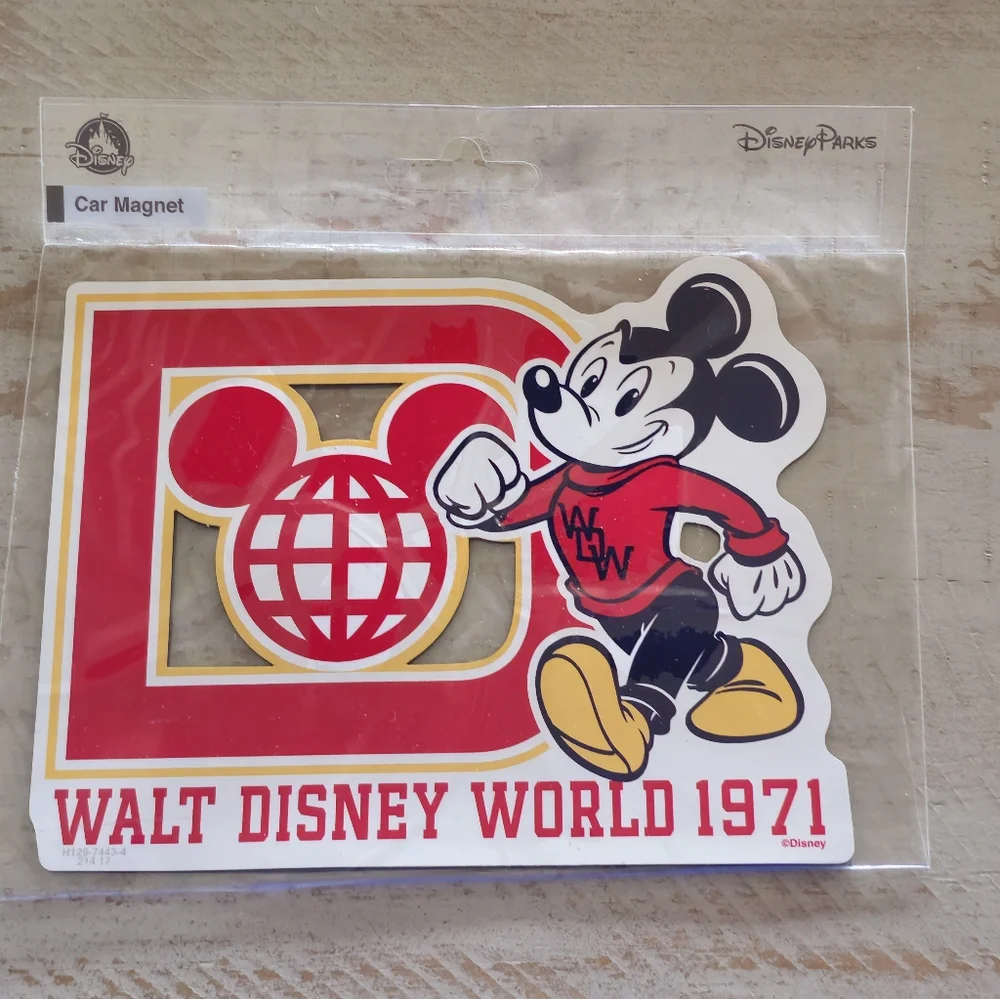 Walt Disney World 1971 - car magnet - Picture 1 of 2